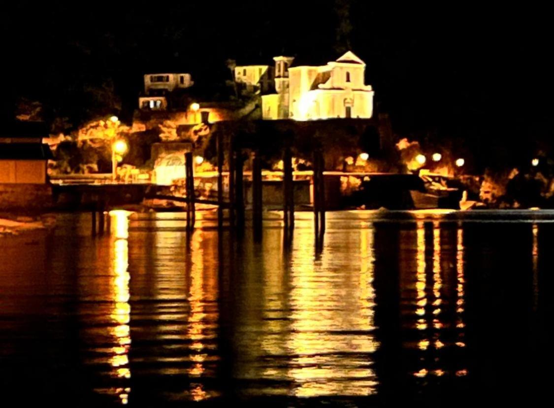 Villa Del Castanar Maccagno ภายนอก รูปภาพ