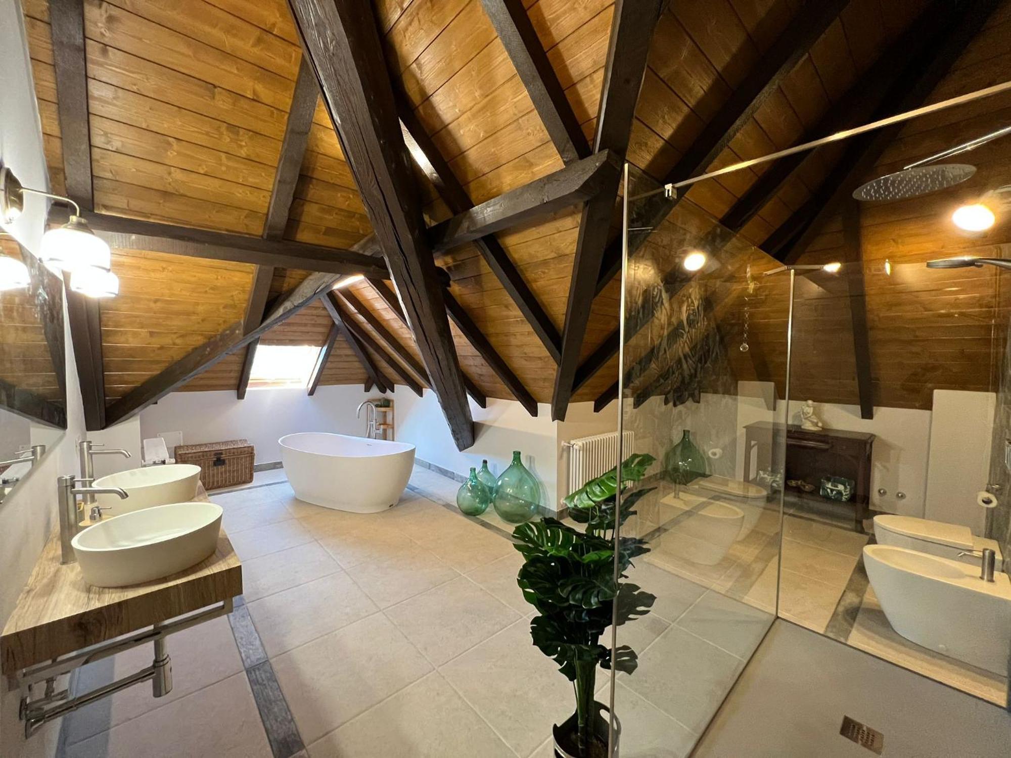 Villa Del Castanar Maccagno ภายนอก รูปภาพ
