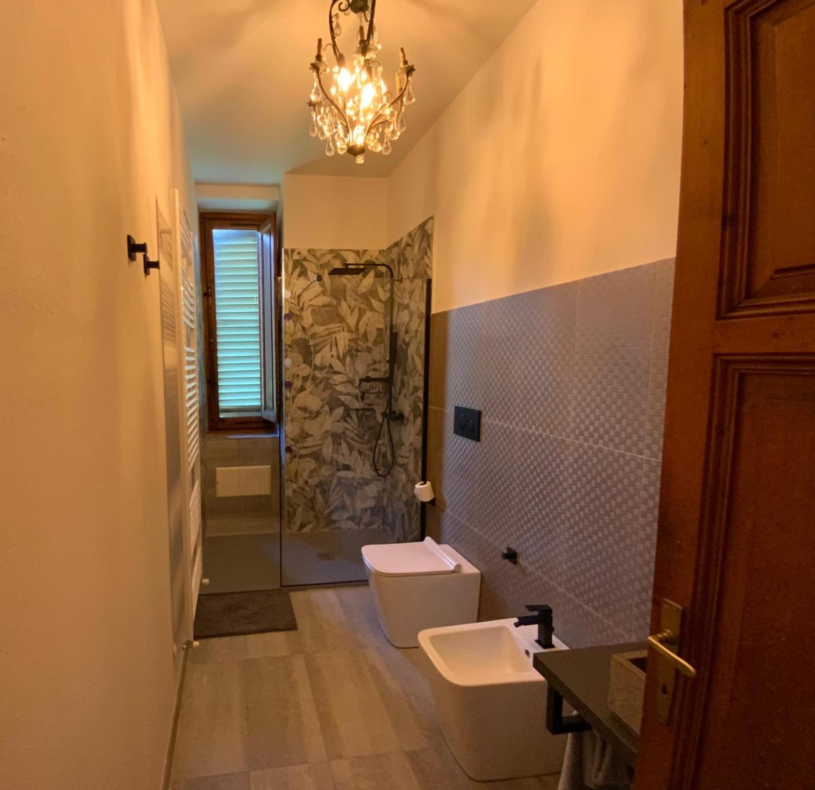 Villa Del Castanar Maccagno ภายนอก รูปภาพ